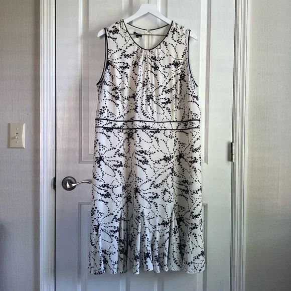 Talbots | Dresses | Talbots Womens Cream And Black Rounded Neck Sleeveless Dress Size 6wp | Poshmark Talbots | Dresses | Talbots Womens Cream And Black Rounded Neck Sleeveless Dress Size 6wp | Poshmark